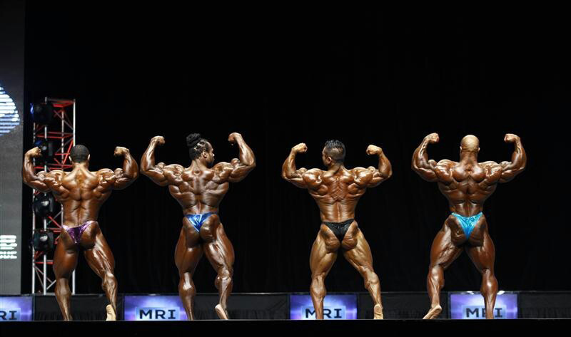 Хидетада Ямагиши, Hidetada Yamagishi на турнире Мистер Олимпия 2012 вместе с Ролли Винклаар, Кай Грин, Фил Хит