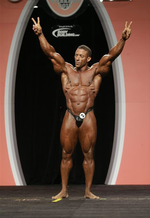Трой Элвис, Troy Alves на турнире Мистер Олимпия 2013