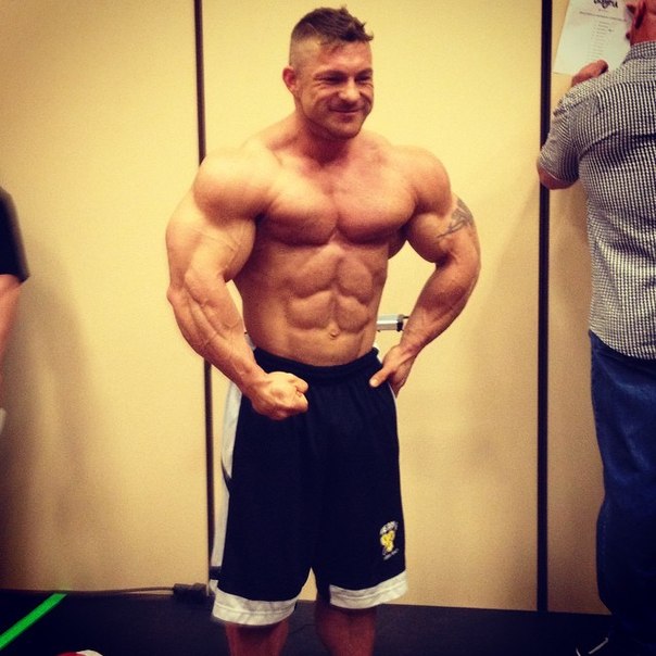 Джеймс Флекс Льюис, James Flex Lewis на турнире Мистер Олимпия 2014