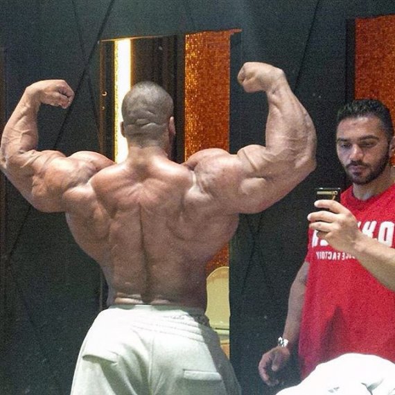 Эсса Хассан Обайд, Essa Hassan Obaid на турнире Мистер Олимпия 2015