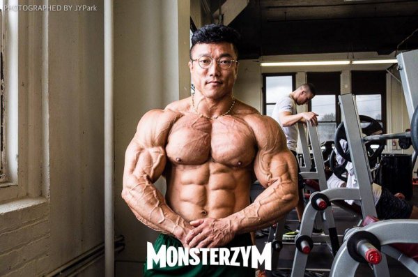Ким Жун Хо, Kim Jun Ho на турнире Мистер Олимпия 2015