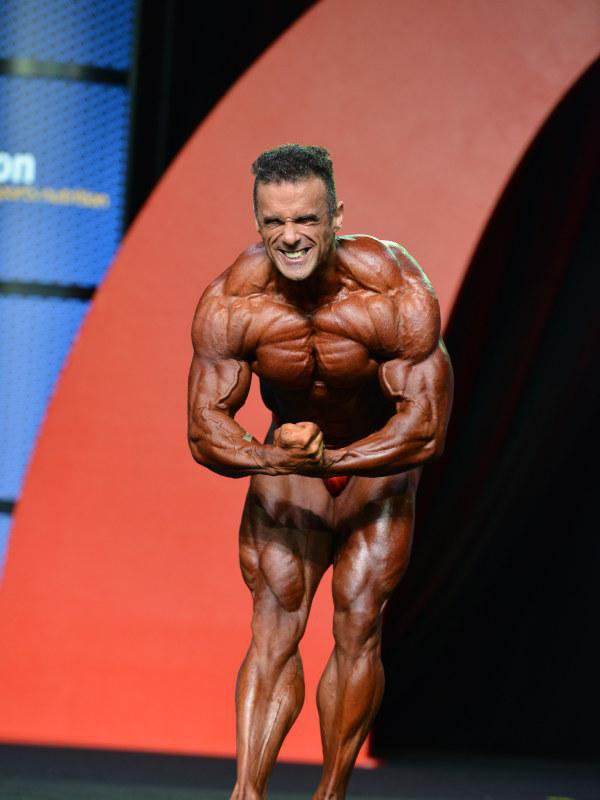 Оливер Адзиевски, Oliver Adzievski на турнире Мистер Олимпия 2015