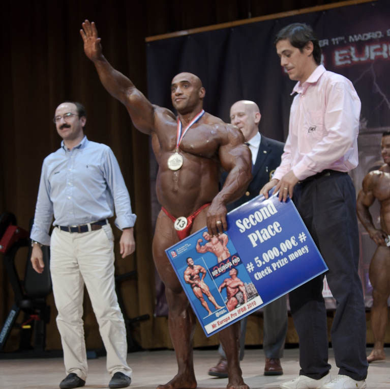 Деннис Джеймс, Dennis James на турнире Мистер Европа Про 2010