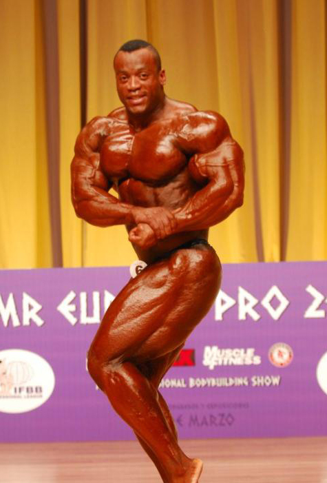 Эсса Хассан Обайд, Essa Hassan Obaid на турнире Мистер Европа Про 2011