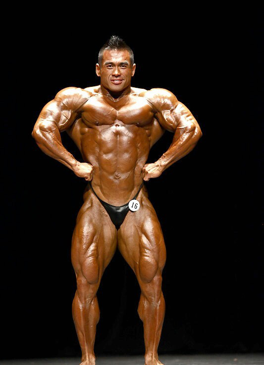 Хидетада Ямагиши, Hidetada Yamagishi на турнире Про Бодибилдинг Уикли Тампа 2011