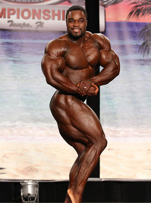 Брэндон Карри, Brandon Curry на турнире Про Бодибилдинг Уикли Тампа 2012