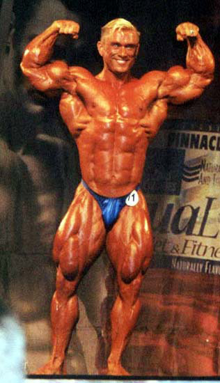 Ли Прист, Lee Priest на турнире Шоу Силы 2002