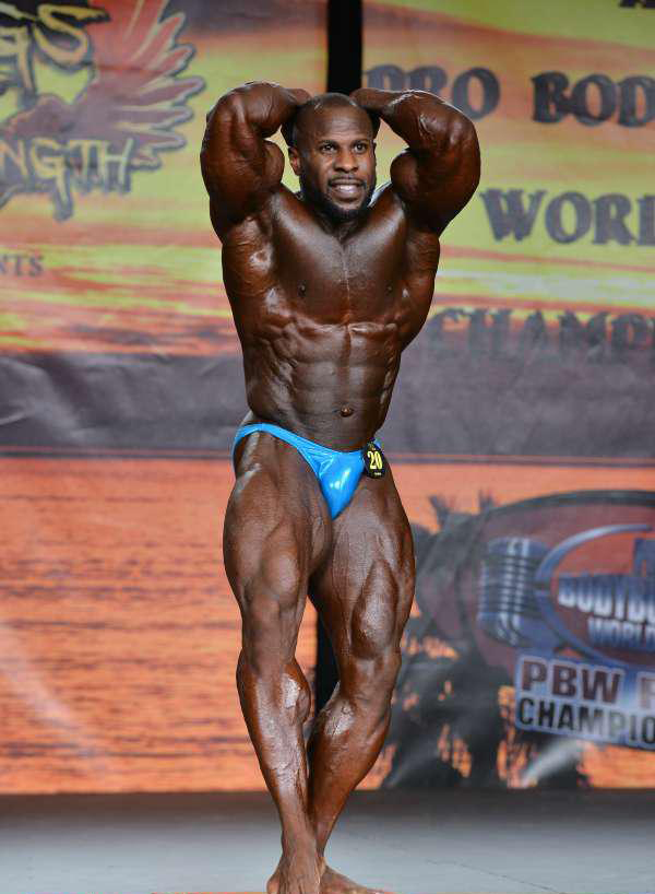Мбоя Едвардс, Mboya Edwards на турнире Тампа Бей Про 2015
