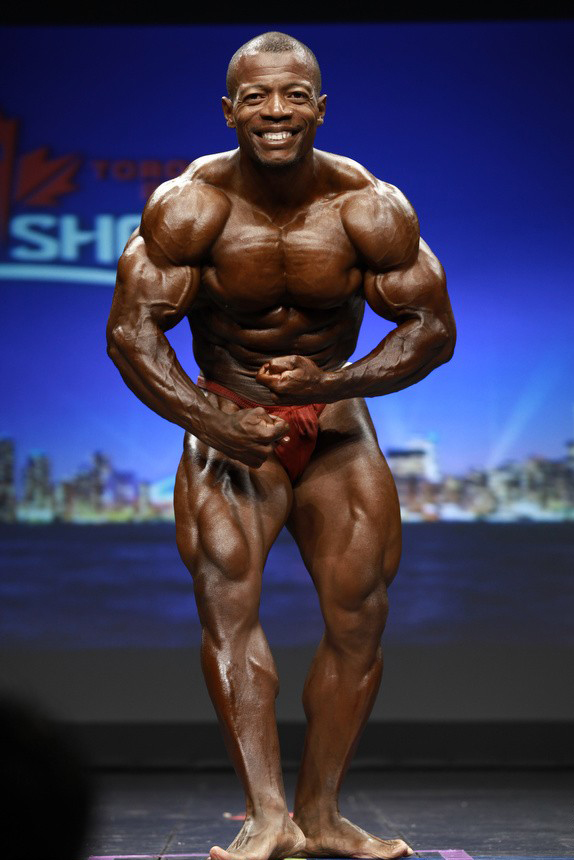 Джеймс Дарлинг, James Darling на турнире Торонто Про Супершоу 2012
