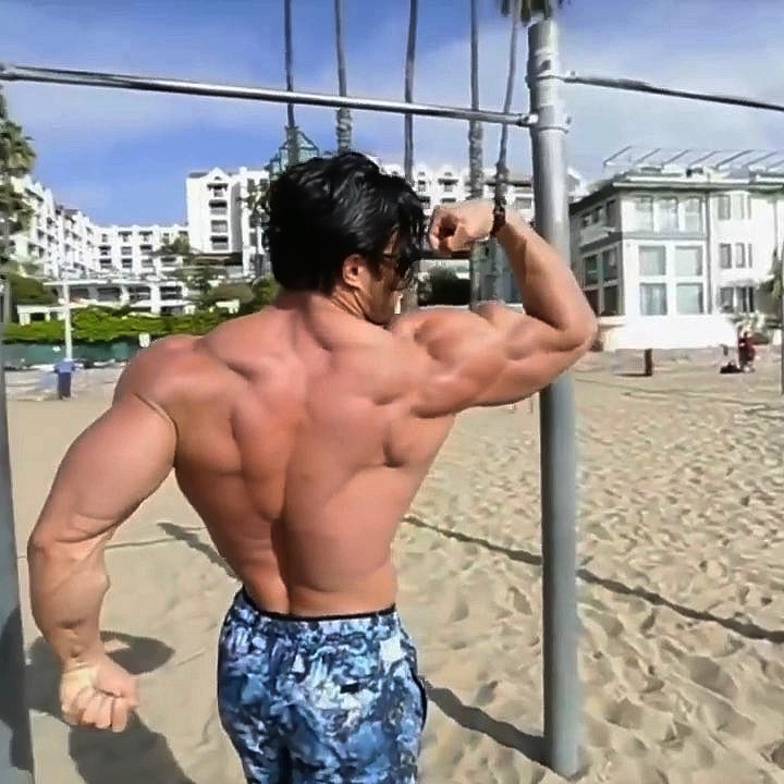 Калум Фон Могер Calum von Moger