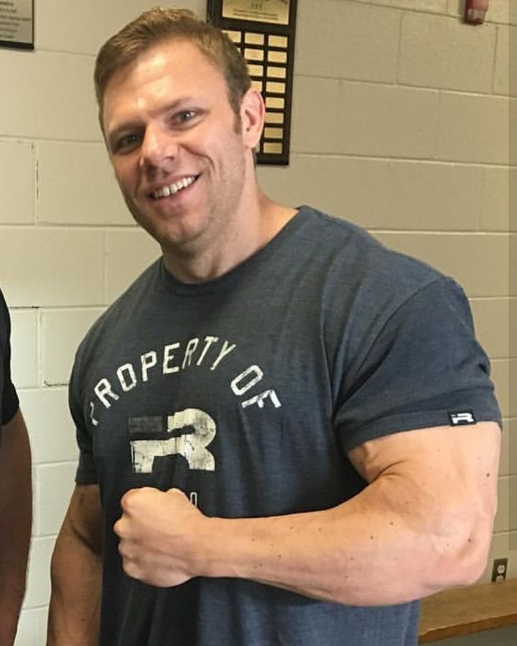 Justin Compton начало месяца